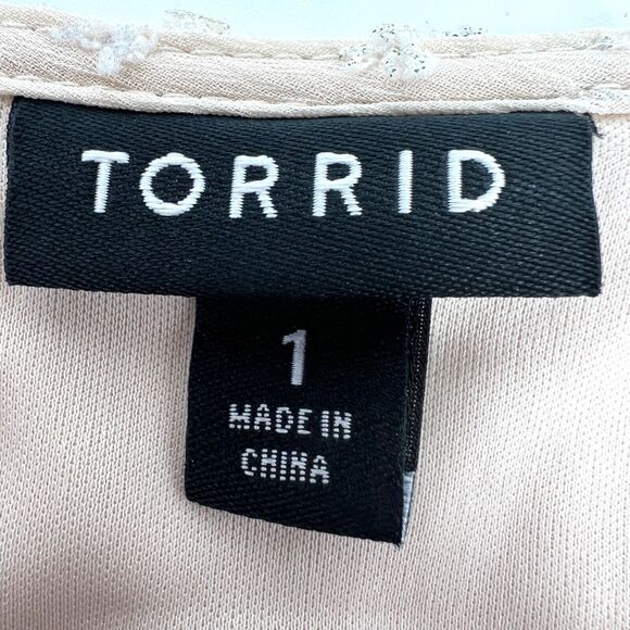 Torrid Ivory Blush Swiss Dot Surplice Babydoll Blouse Top Women's Size 1X - Picture 7 of 10